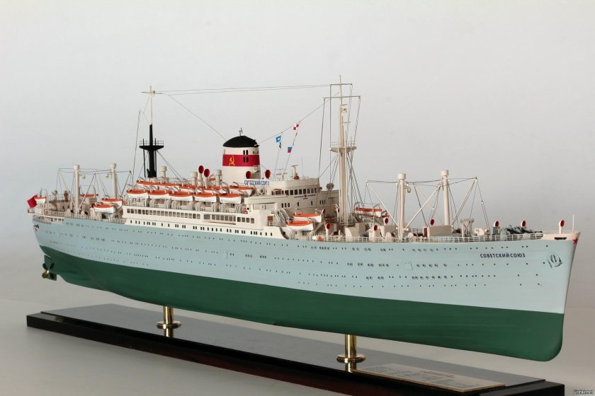 Теплоход Альберт баллин