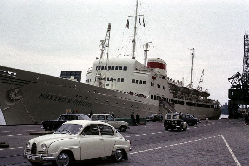 Михаил Калинин лайнер