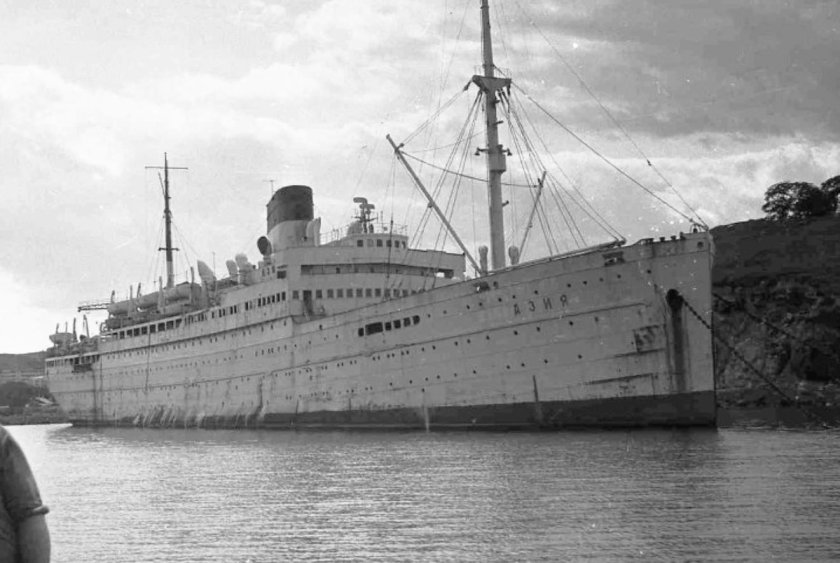 Пароход Азия Владивосток