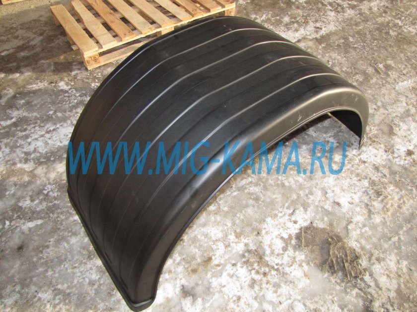 Крыло заднее КАМАЗ 6520 пластик