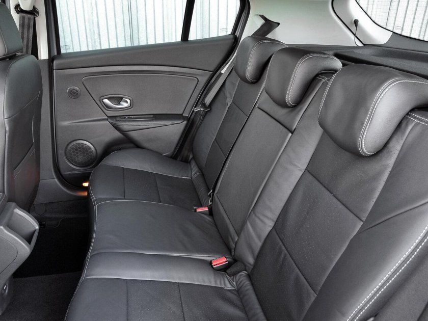 Рено Меган 2 салон задний ряд