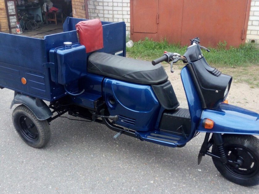 Мотороллер муравей 2м 01