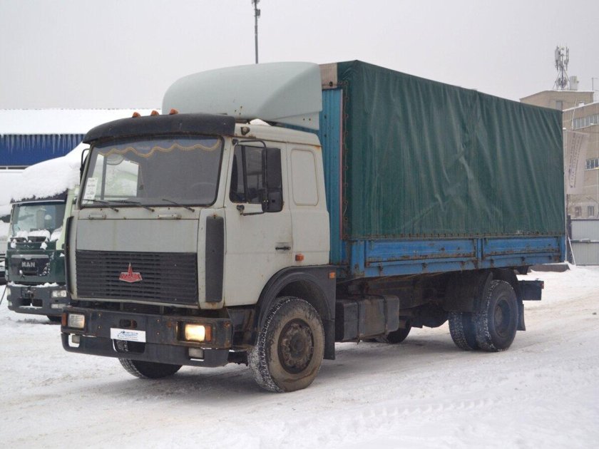 МАЗ 533603-220