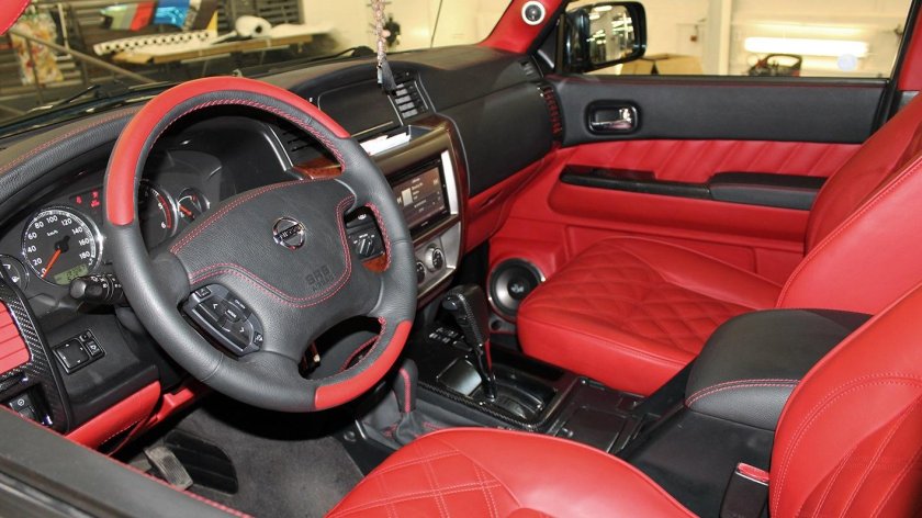 Nissan Patrol 2008 салон