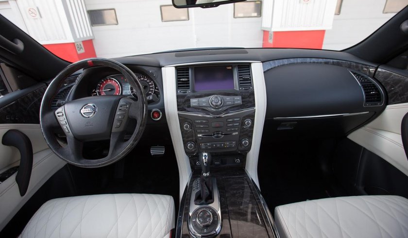 Nissan Patrol Nismo 2015