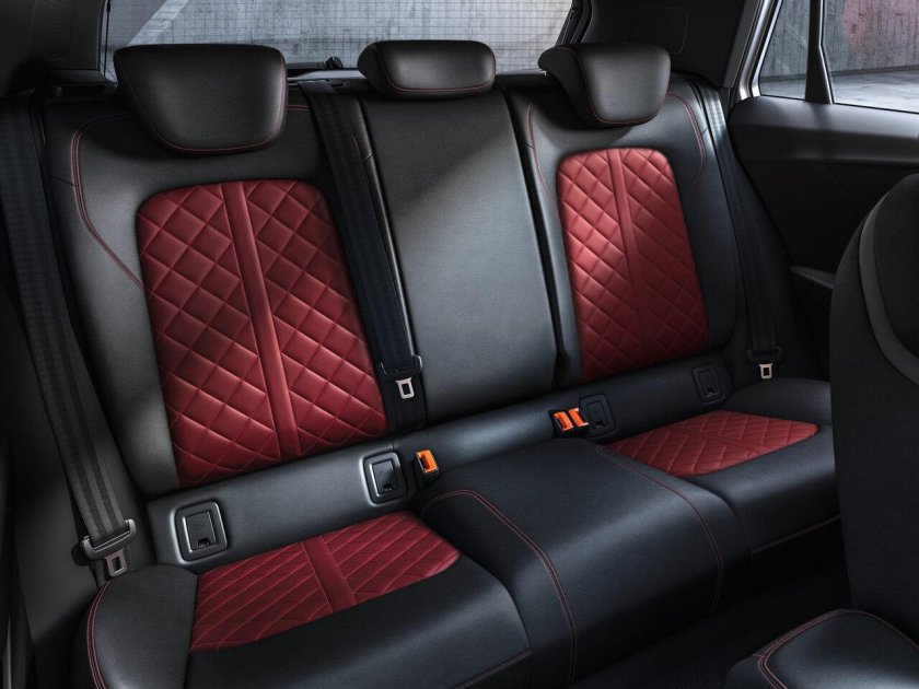 Audi q2 интерьер