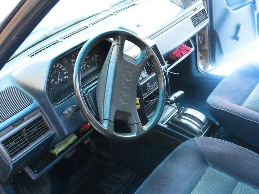 Ауди 100 c3 салон