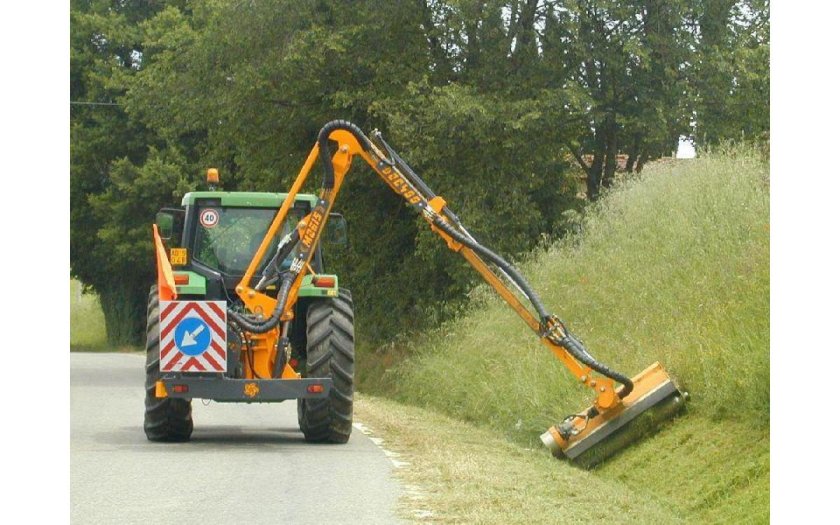 Кусторез на МТЗ 82