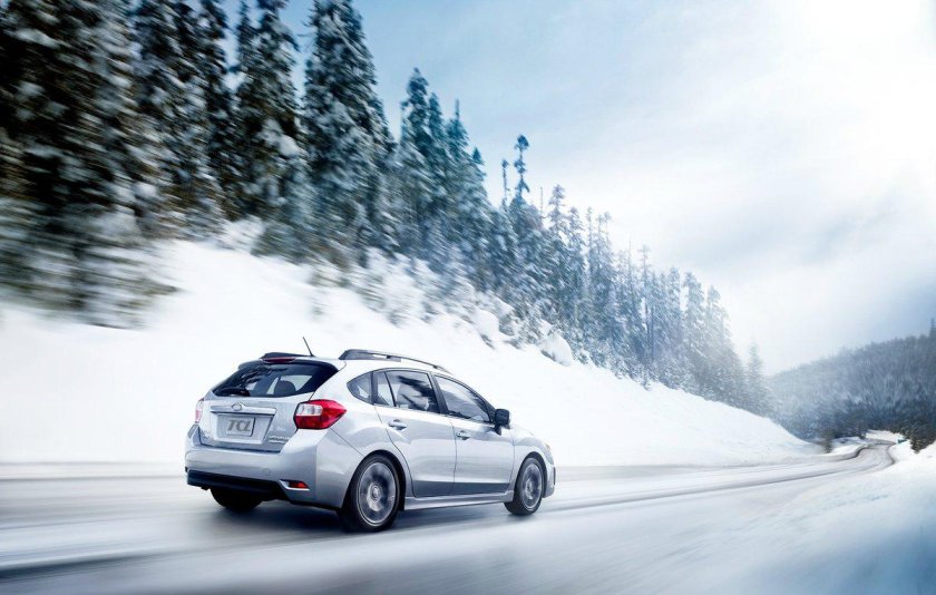 Машина зимой