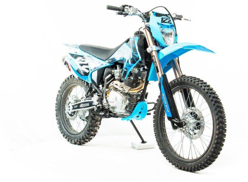 Мотоцикл кросс xr250 Lite