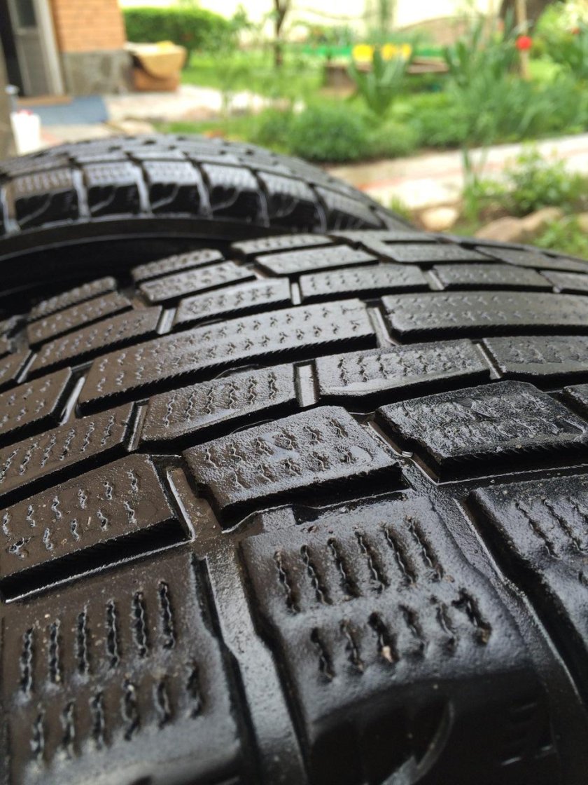 Резина Тайгер липучка 18/235/40