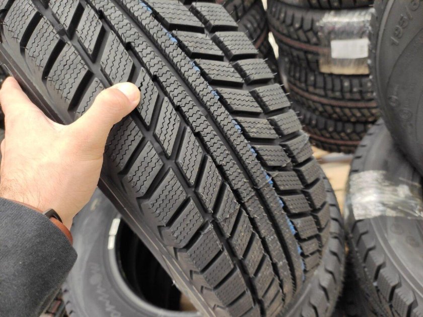 Липучка Pirelli Ice fr r16