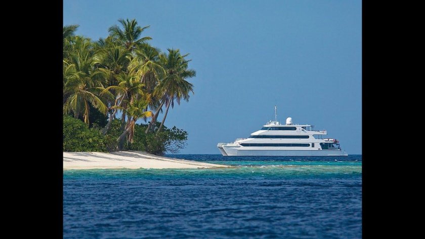 Мальдивы яхта