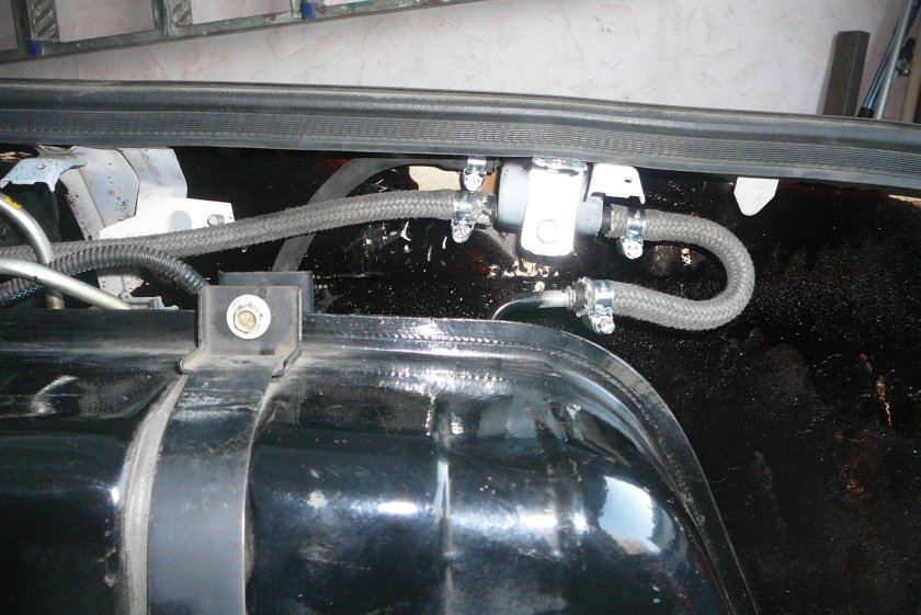 Система вентиляции топливного бака ВАЗ 2107 инжектор