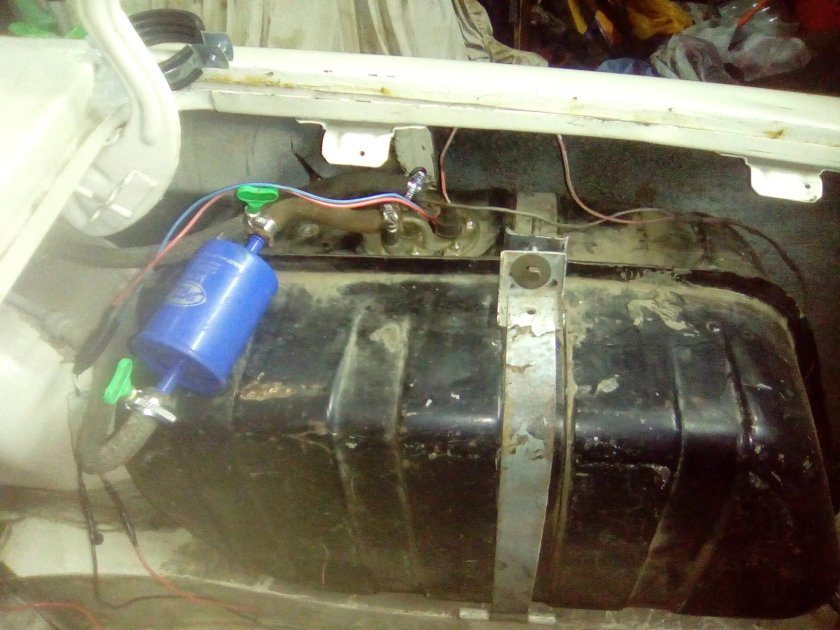 Инжекторный бак на ВАЗ 2106