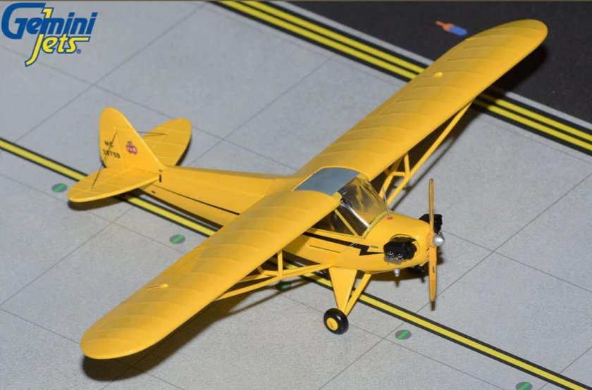 Самолет Пайпер j3 Cub