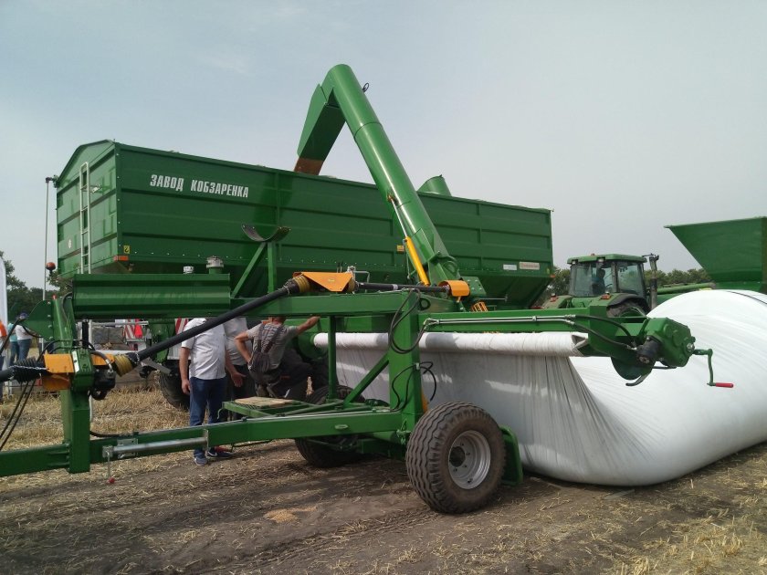 Зерно распаковочная машина ЗРМ-180