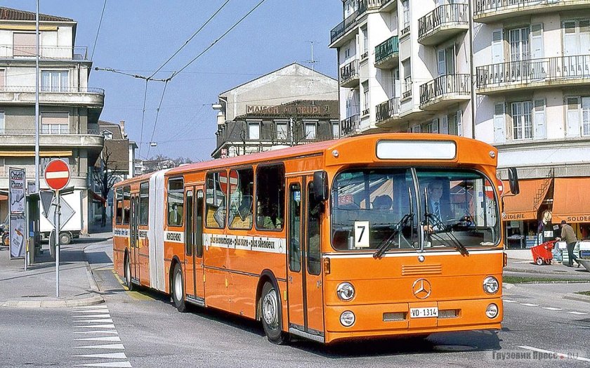 Mercedes-Benz o305 автобус