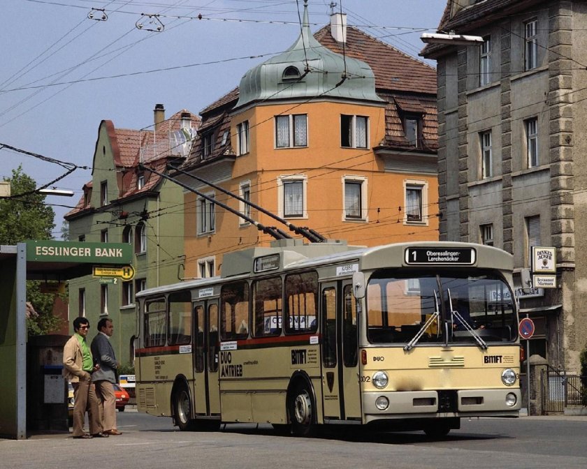 Троллейбус Mercedes-Benz o 305