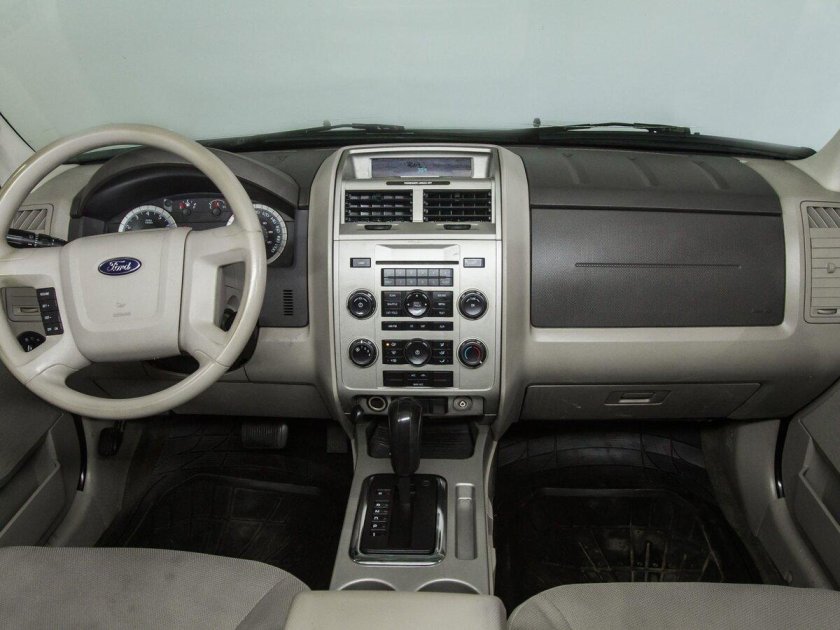 Форд Эскейп 2008 2.3 автомат