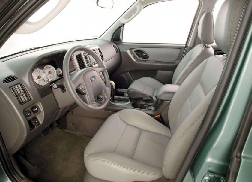 Форд Эскейп 1 салон