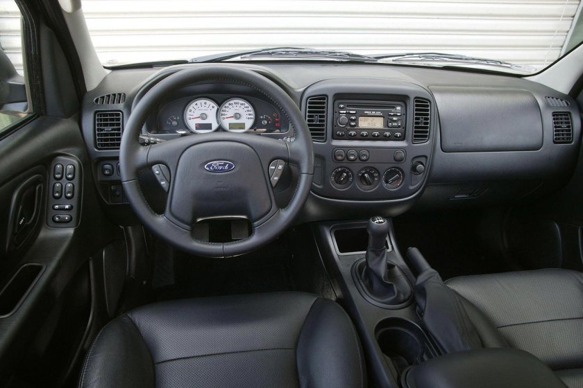 Форд Маверик 2005 салон