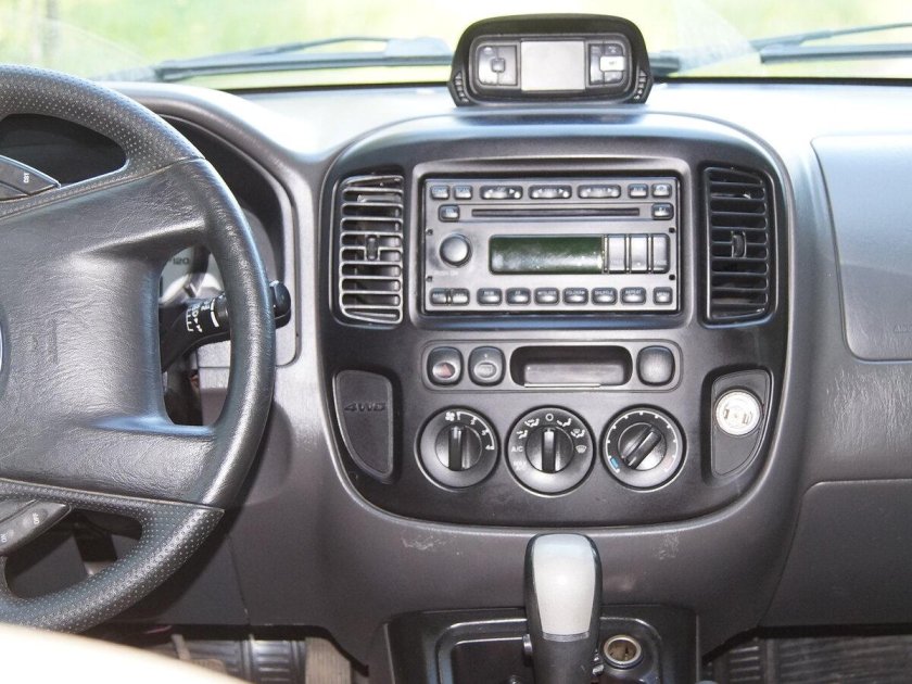 Форд Эскейп 2005 салон