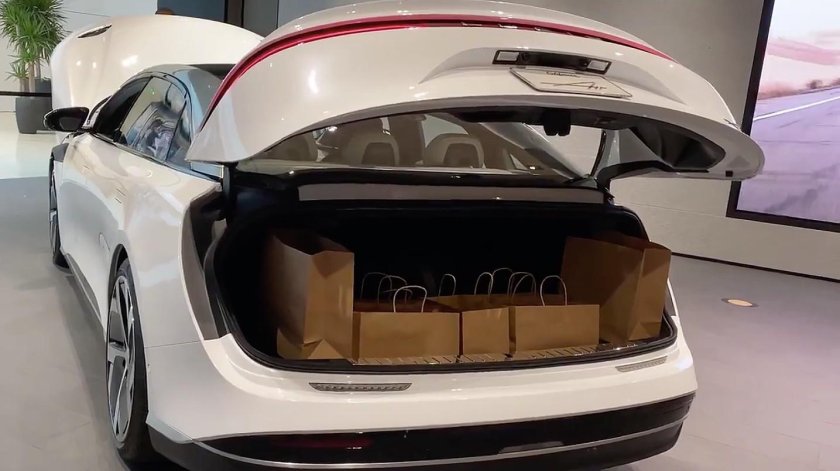 Электрокар Lucid Air