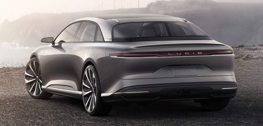 Электромобиль Люсид 2022