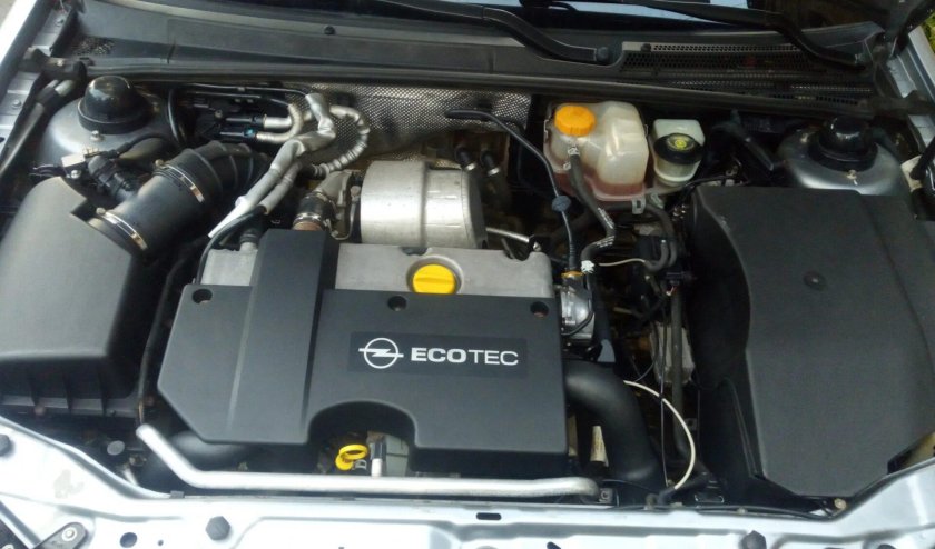 Опель Вектра с 2.2