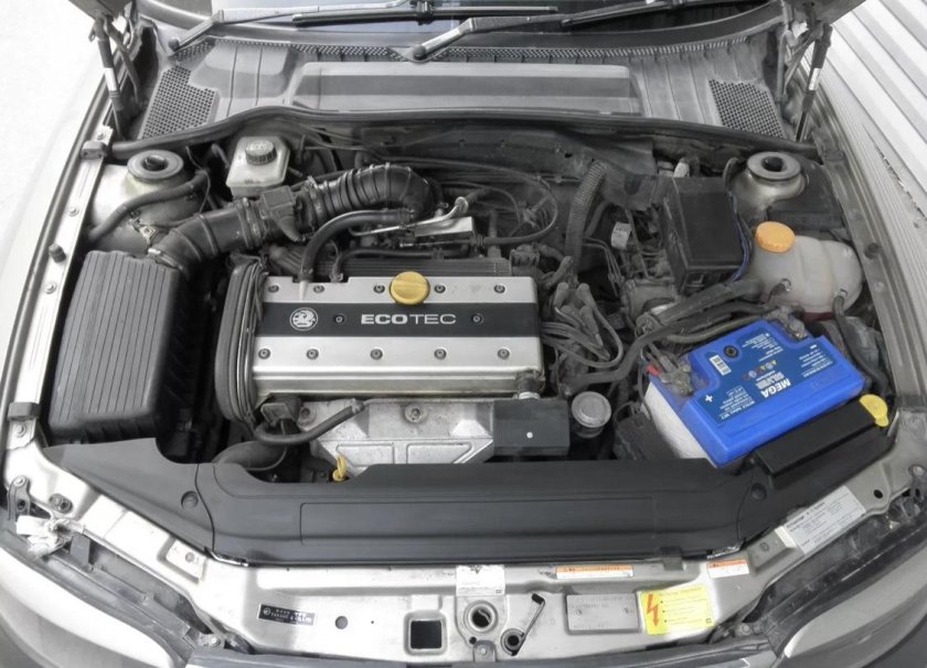 Opel Vectra под капотом