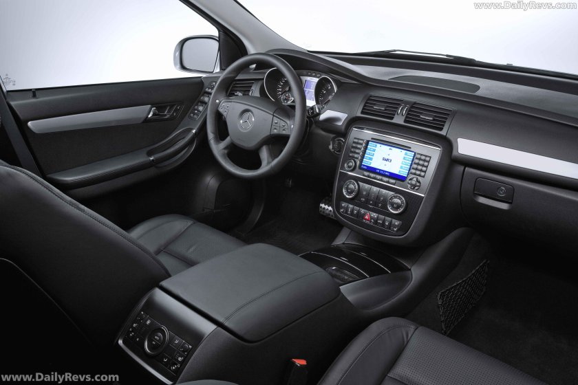 Mercedes r63 AMG салон