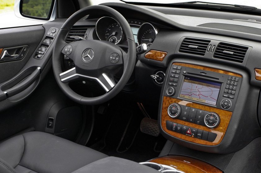 Mercedes Benz r350 салон