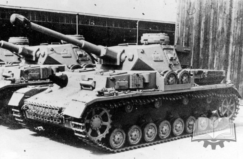 Запасные траки на танках