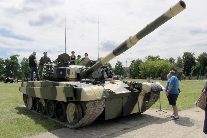 Польские танки pt-91 twardy