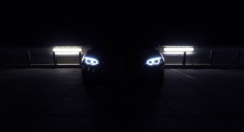 BMW m5 f10 в темноте