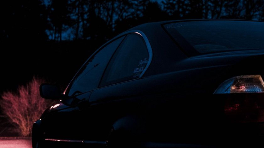 Машина ночью