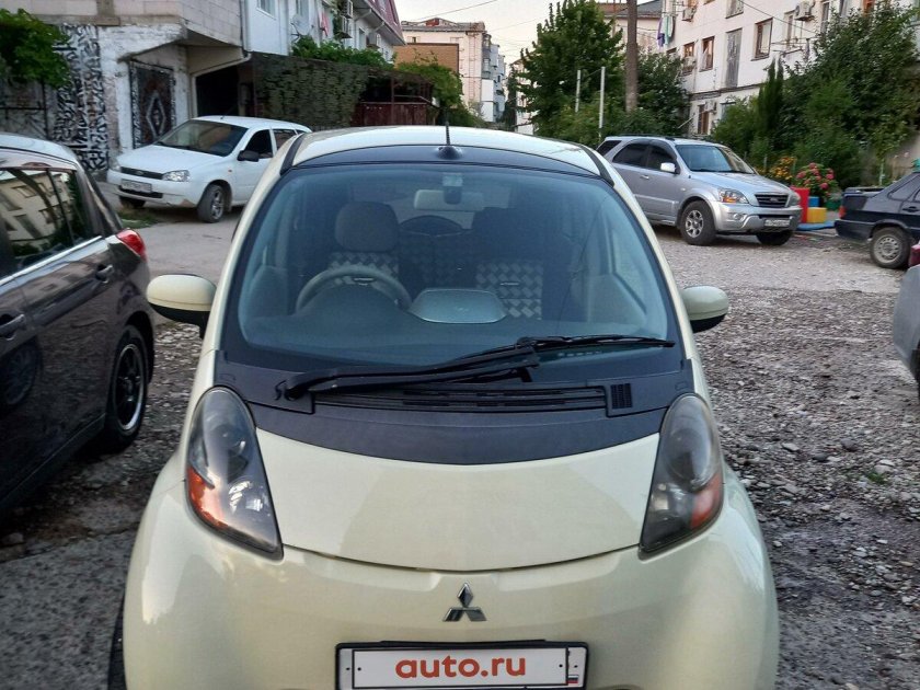 Митсубиси ай 2007
