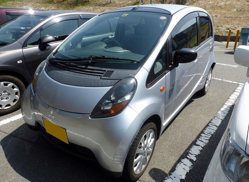 Mitsubishi i6
