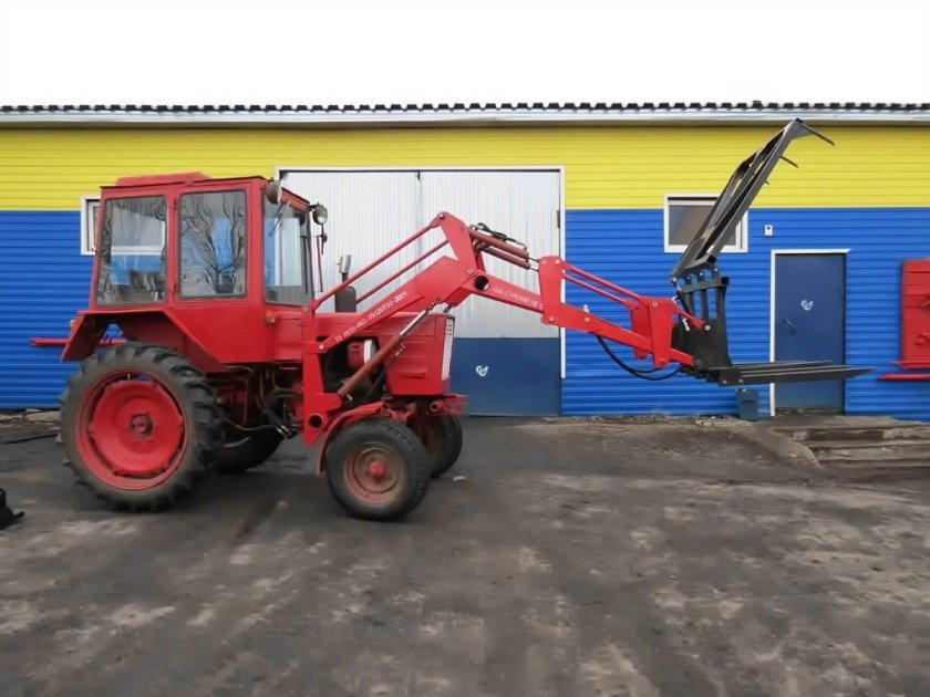 Погрузчик пл-0.4 для т-25