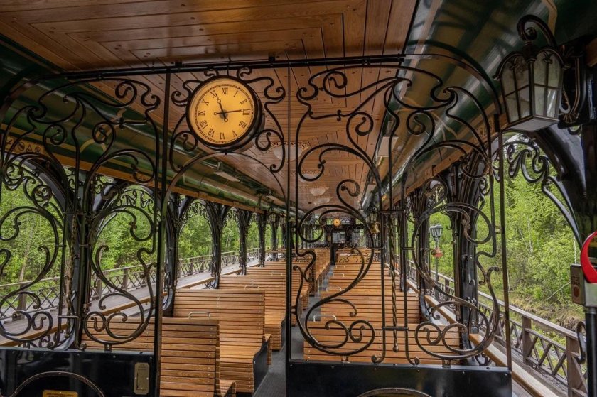 Поезд нерпочка КБЖД