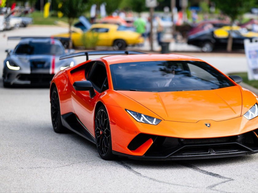 Машина Ламборгини Хуракан