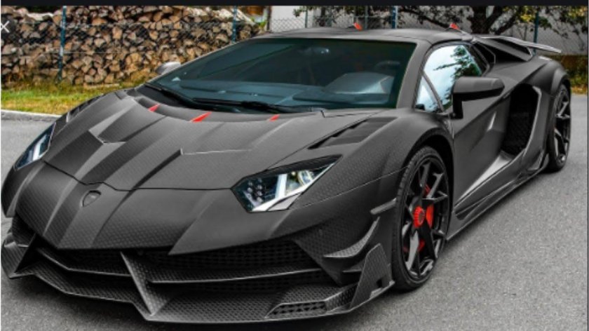 Lamborghini Aventador 2021