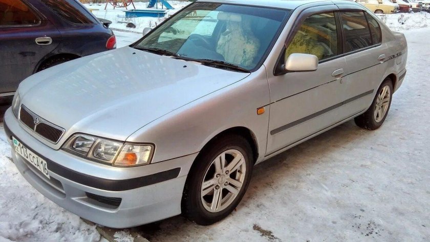 Ниссан Камино 1998