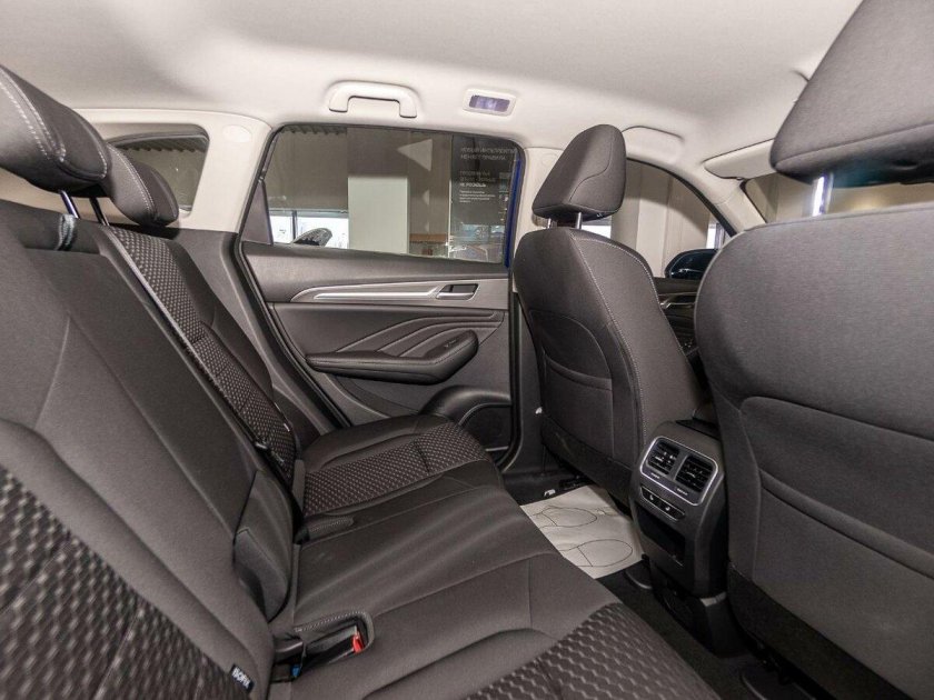 Хавал ф7 салон сзади