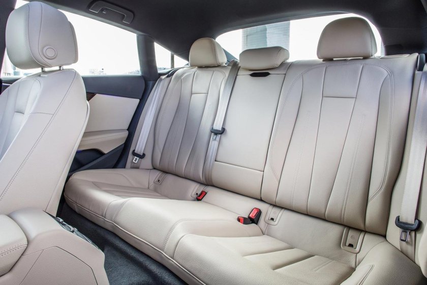 Audi a5 Coupe салон сзади