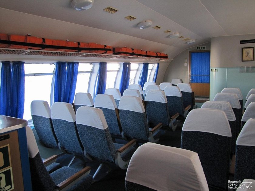 Метеор теплоход салон