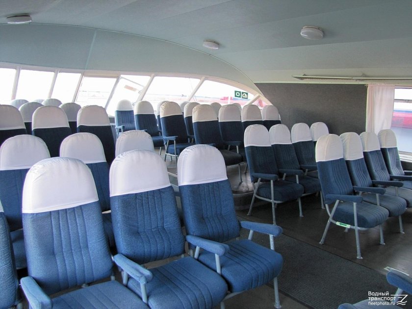 Теплоход Метеор 120р внутри