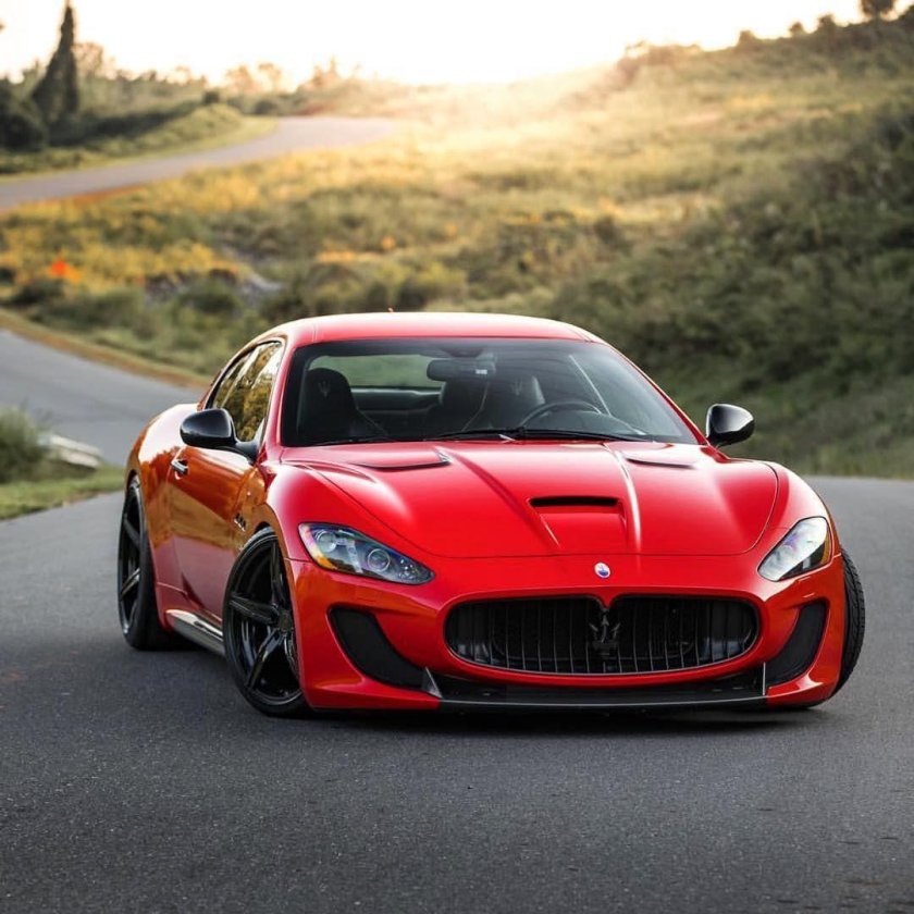 Мазерати спорткар