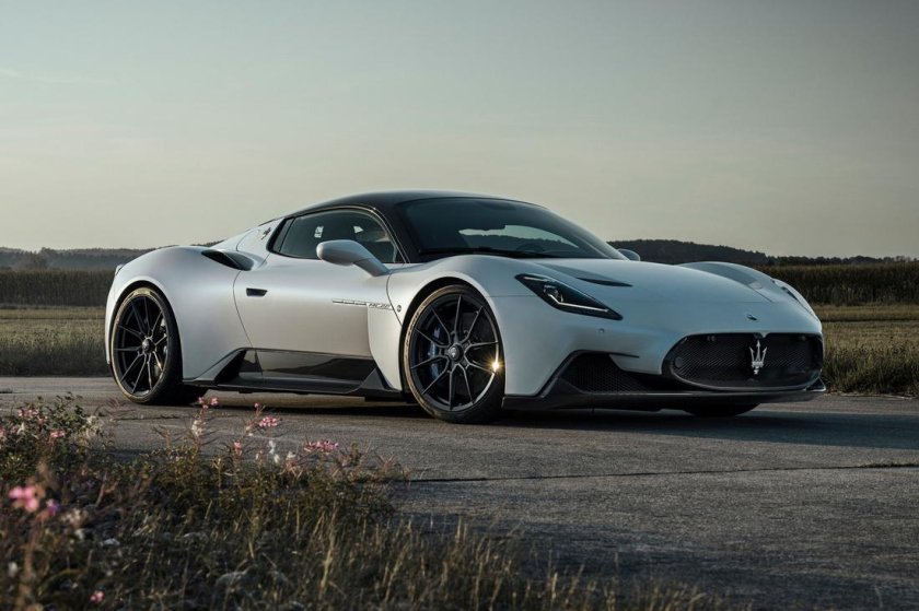 Maserati mc20 2022